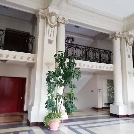 T2 Bis Luchon Palace Apartment *